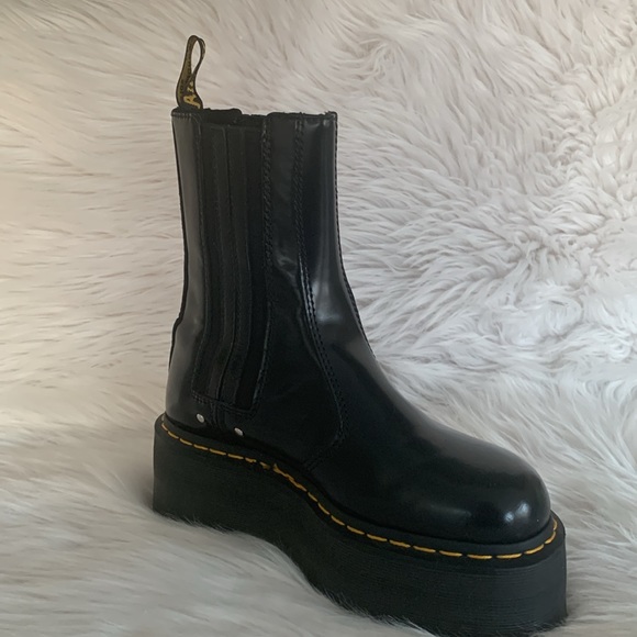 Dr. Martens 2976 Max Leather Platform Chelsea Boots | US 6 - Picture 5 of 11